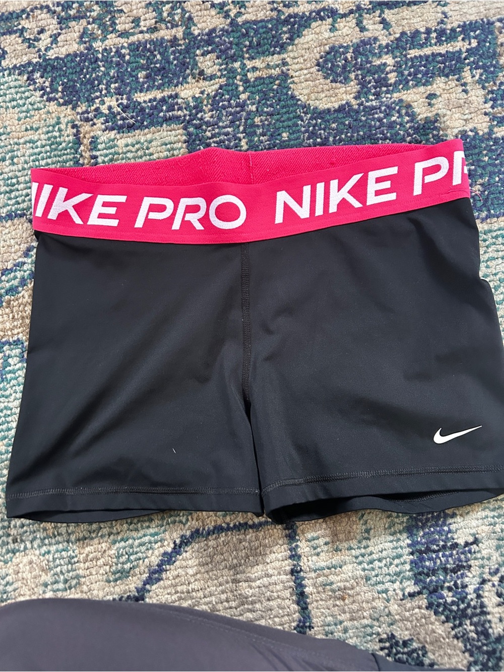Nike Pro Dri-FIT Shorts Bundle Women’s Size L Black Pink Compression 2 Pair - Picture 8 of 11